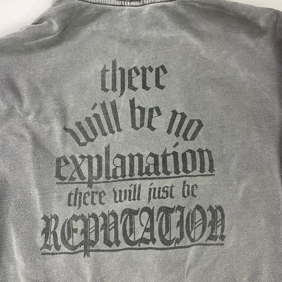 Taylor Swift Reputation Pullover Hoodie Women Large Graphic Print Gray Music - Picture 2 of 7